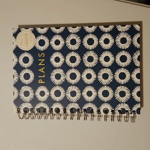 Undated weekly planner